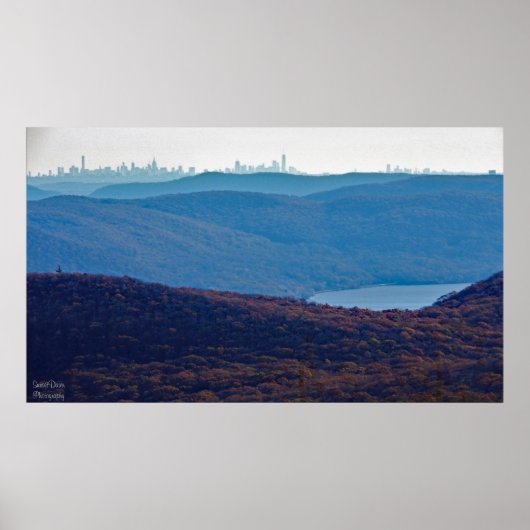 Uitzicht van de NYC Skyline van Mount Beacon, NY Poster (Voorkant)