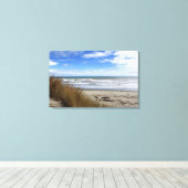 Uitzicht van de oceaan & strand vanaf de duinen canvas afdruk (Insitu (Houten vloer))