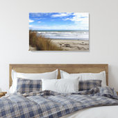 Uitzicht van de oceaan & strand vanaf de duinen canvas afdruk (Insitu (Slaapkamer))