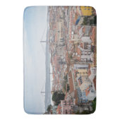 Uitzicht van de oude stad Lissabon en 25 april bru Badmat (Voorkant Verticaal)