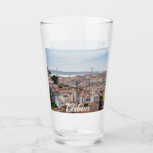 Uitzicht van de oude stad Lissabon en 25 april bru Glas (Voorkant)