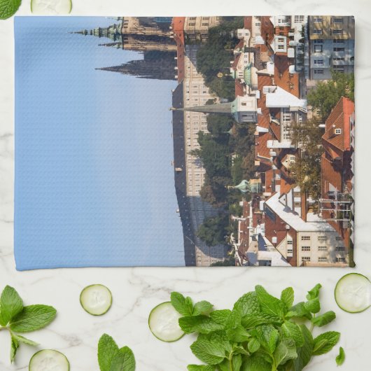 Uitzicht van de oude stad Praag, Tsjechië Theedoek (Gevouwen)