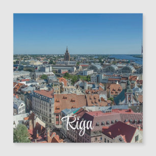Uitzicht van de oude stad Riga van boven Magnet