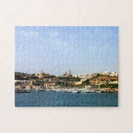 Uitzicht van de Panoramische baai van Mgarr, stad  Legpuzzel