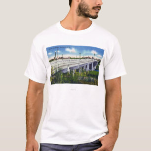 Uitzicht van de Queen City Bridge T-shirt