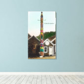 Uitzicht van de Raven Totempole Wrangell, AK Canvas Afdruk (Insitu (Houten vloer))