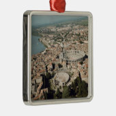 Uitzicht van de stad met metalen ornament (Rechts)