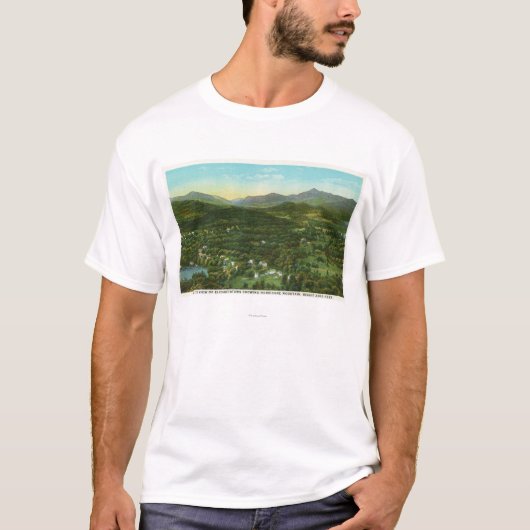 Uitzicht van de stad met orkaangebergte t-shirt (Voorkant)