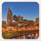 Uitzicht van de stad skyline bij de schemering kartonnen onderzetters (Voorkant)