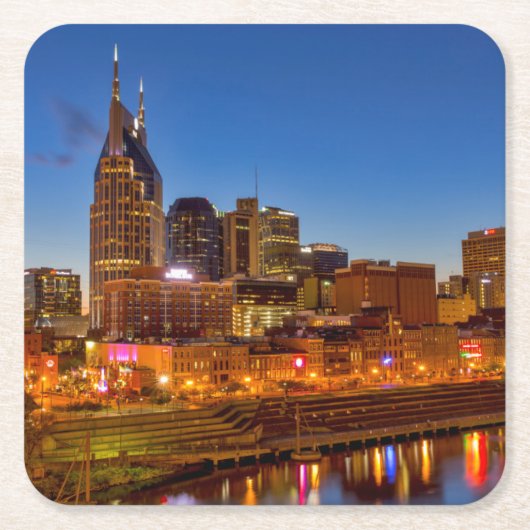 Uitzicht van de stad skyline bij de schemering kartonnen onderzetters (Voorkant)