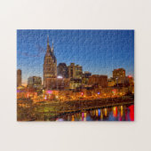 Uitzicht van de stad skyline bij de schemering legpuzzel (Horizontaal)