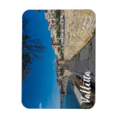 Uitzicht van de stadsmuur en de haven in Valletta Magneet (Verticaal)