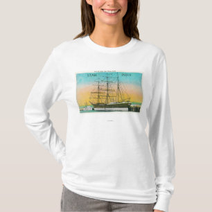 Uitzicht van de Star of India Boat Docked T-shirt
