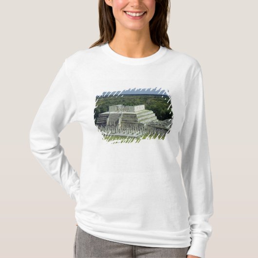 Uitzicht van de tempel van de Warriors na 150 AD T-shirt (Voorkant)