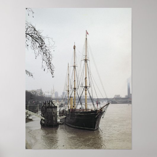 Uitzicht van de Theems met RRS Discovery Poster (Voorkant)