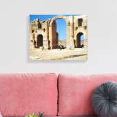 Uitzicht van de Triumphal Arch, ingebouwd c.129 AD Canvas Afdruk (Insitu (Woonkamer))
