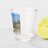 Uitzicht van de tuinen nabij het paleis Basse Belv Shot Glas (Rechts)