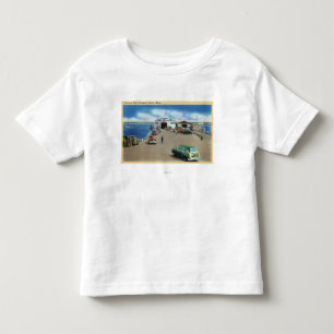 Uitzicht van de veerboot op de pier kinder shirts