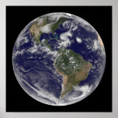 Uitzicht van de volledige Aarde en vier storm syst Poster (Voorkant)