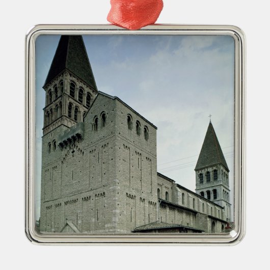 Uitzicht van de westelijke façade, 10e-11e eeuw metalen ornament (Voorkant)