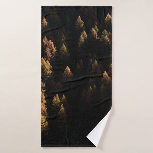 Uitzicht van dennenbomen vanuit de lucht badhanddoek (Badhanddoek)