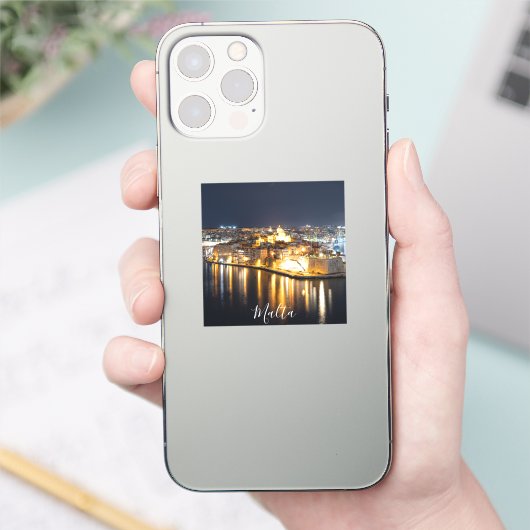 Uitzicht van drie steden op Malta 's nachts Sticker (Telefoon)