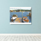 Uitzicht van een aanvoer van een boot en de kust canvas afdruk (Insitu (Houten vloer))