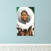 Uitzicht van een Eskimo Beauty Canvas Afdruk (Insitu (Houten vloer))