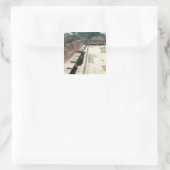 Uitzicht van een gemeenschappelijk toilet vierkante sticker (Tas)