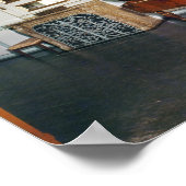 Uitzicht van een kamer met een grote piano poster (Hoek)