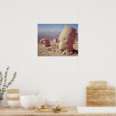 Uitzicht van een kolossaal hoofd en een adelaar poster (Keuken)