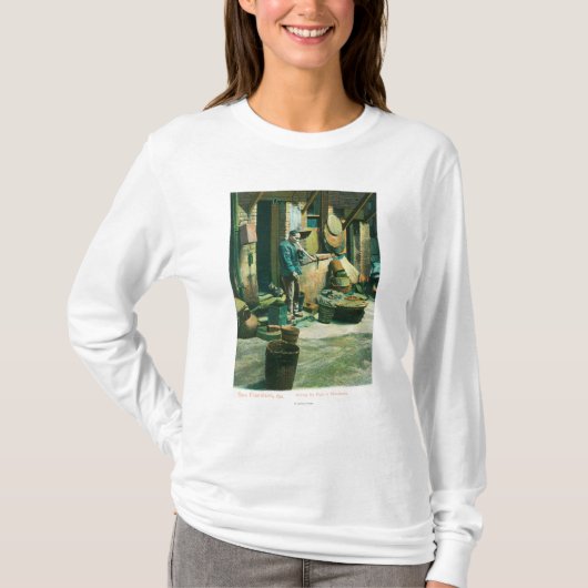 Uitzicht van een Man dat uit zijn pijp rokt T-shirt (Voorkant)