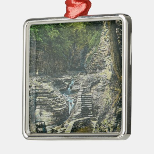 Uitzicht van een ophangingsbrug metalen ornament (Links)