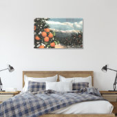 Uitzicht van een Oranje boomgaard met bergen Canvas Afdruk (Insitu (Slaapkamer))