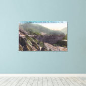 Uitzicht van een registratietraining boven Elk Cre Canvas Afdruk (Insitu (Houten vloer))