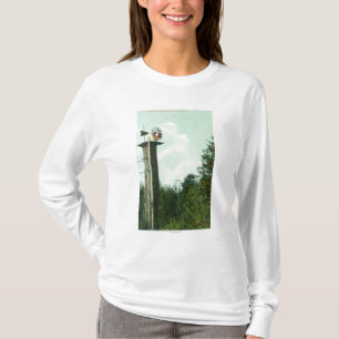 Uitzicht van een Sequoia Wind MillEureka, CA T-shirt