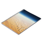 Uitzicht van een woestijn vanuit de lucht notitieboek (Linkerzijde)