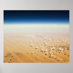 Uitzicht van een woestijn vanuit de lucht poster