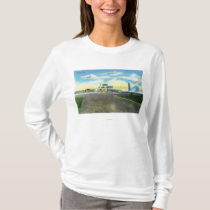 Uitzicht van het Brainard Field, landingsgewas en T-shirt