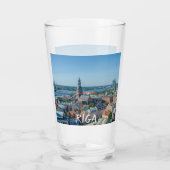 Uitzicht van het centrum van de stad Riga van bove Glas (Achterkant)