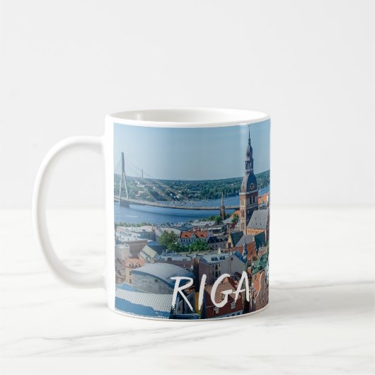 Uitzicht van het centrum van de stad Riga van bove Koffiemok (Links)