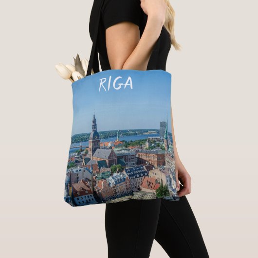 Uitzicht van het centrum van de stad Riga van bove Tote Bag (Dichtbij)