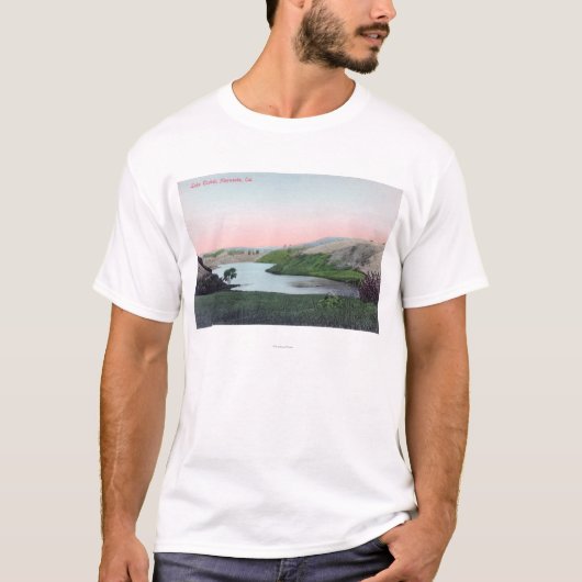 Uitzicht van het Chabot Hayward-meer, CA T-shirt (Voorkant)