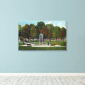 Uitzicht van het City Park en de fontein Canvas Afdruk (Insitu (Houten vloer))