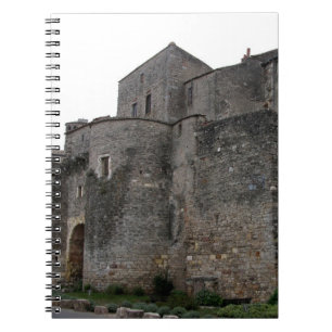 Uitzicht van het dorp waaraan de alcohol is toegev notitieboek