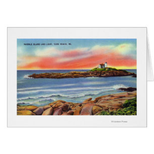 Uitzicht van het eiland Nubble en de vuurtoren