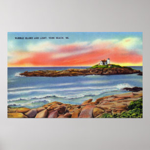 Uitzicht van het eiland Nubble en de vuurtoren Poster
