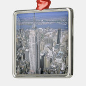 Uitzicht van het Empire State Building en Metalen Ornament (Links)