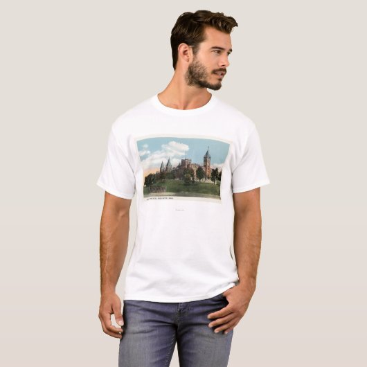 Uitzicht van het Heilige Kruiscollege T-shirt (Voorkant volledig)