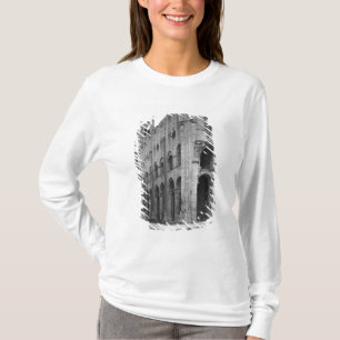 Uitzicht van het kerkinterieur, c.1040-67 t-shirt